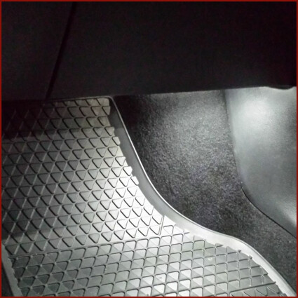 Fußraum LED Lampe für Mercedes E-Klasse S211 Kombi